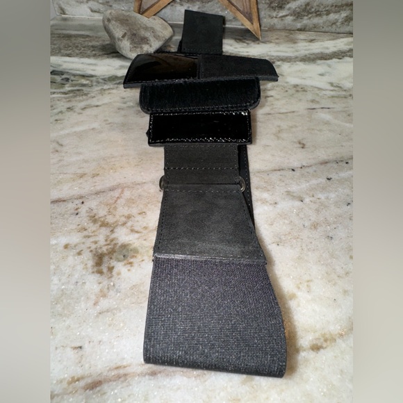 Anne Fontaine Patent & Calf Belt - Picture 7 of 16